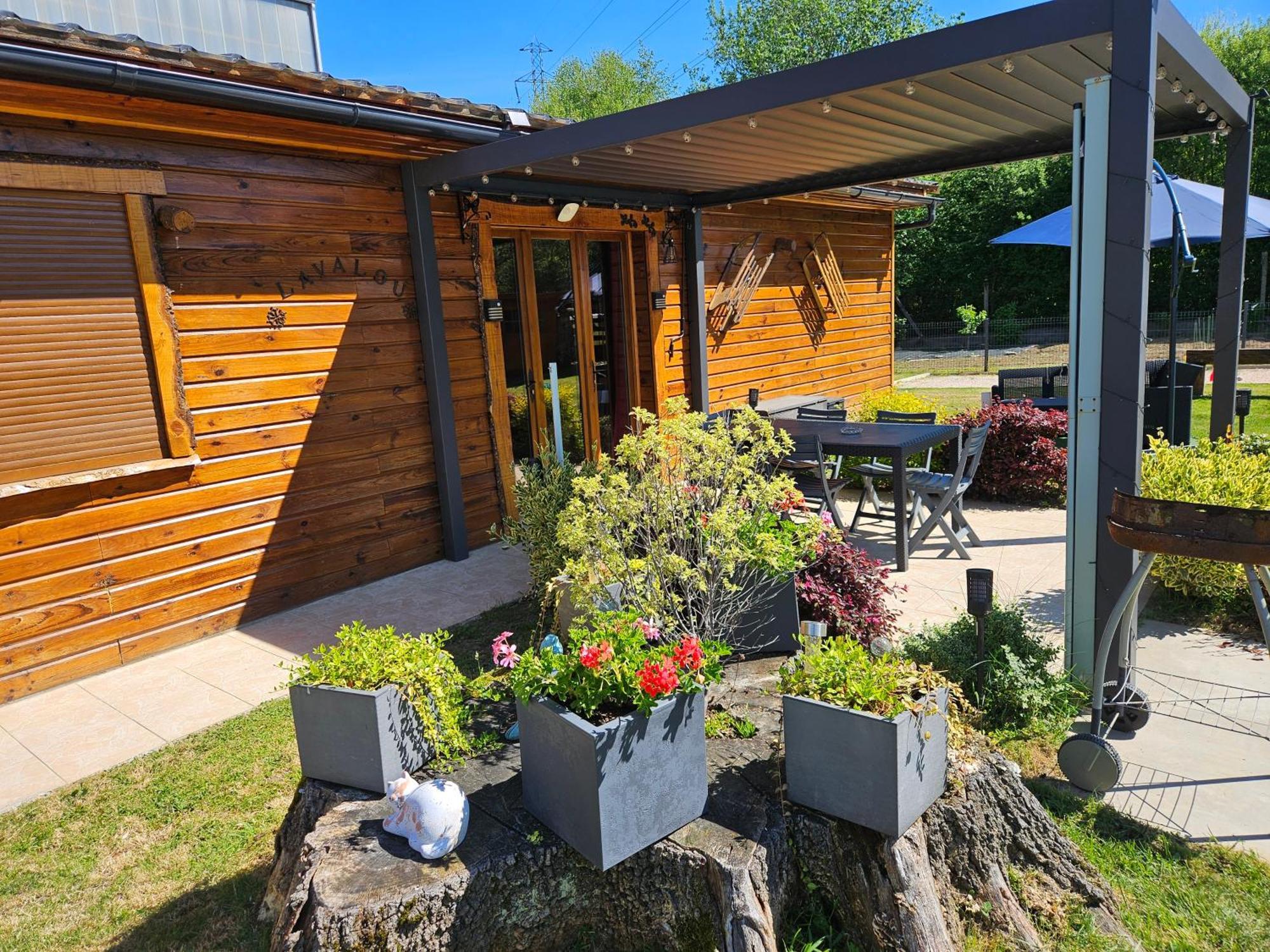 Chez Lavalou Gite 4* Chaleureux En Bois Lannemezan Exterior foto